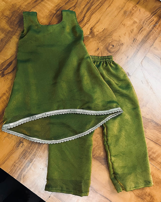 KIDS WEAR